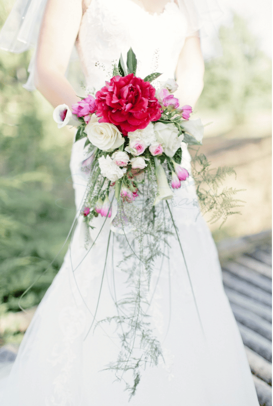 bouquet de mariée pivoine