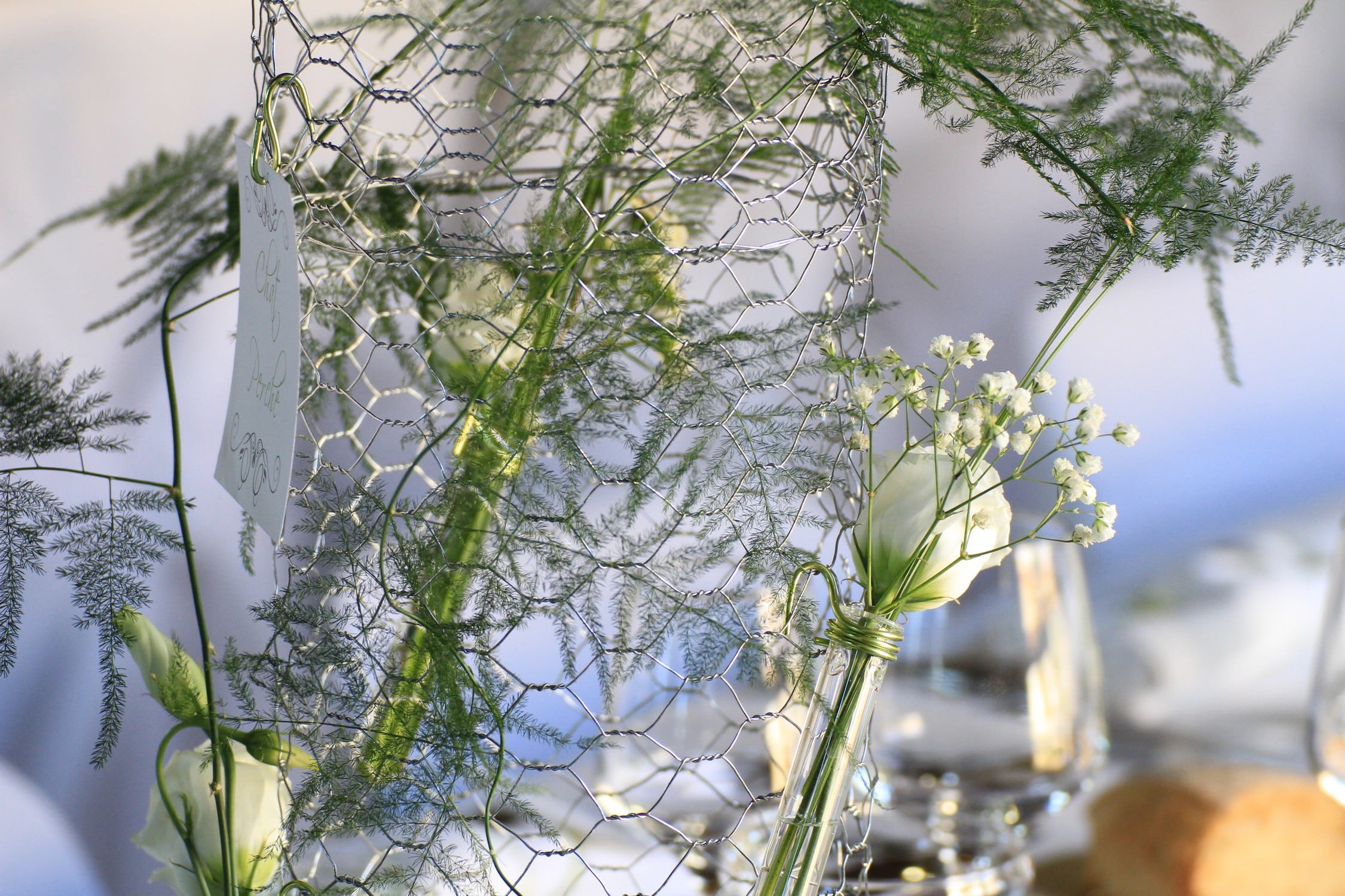 belle décoration de table de mariage - deco mariage taupe et vert